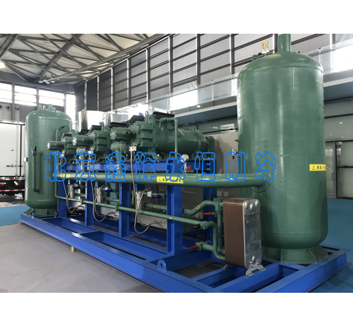 比澤爾3螺桿機(jī)并聯(lián)機(jī)組